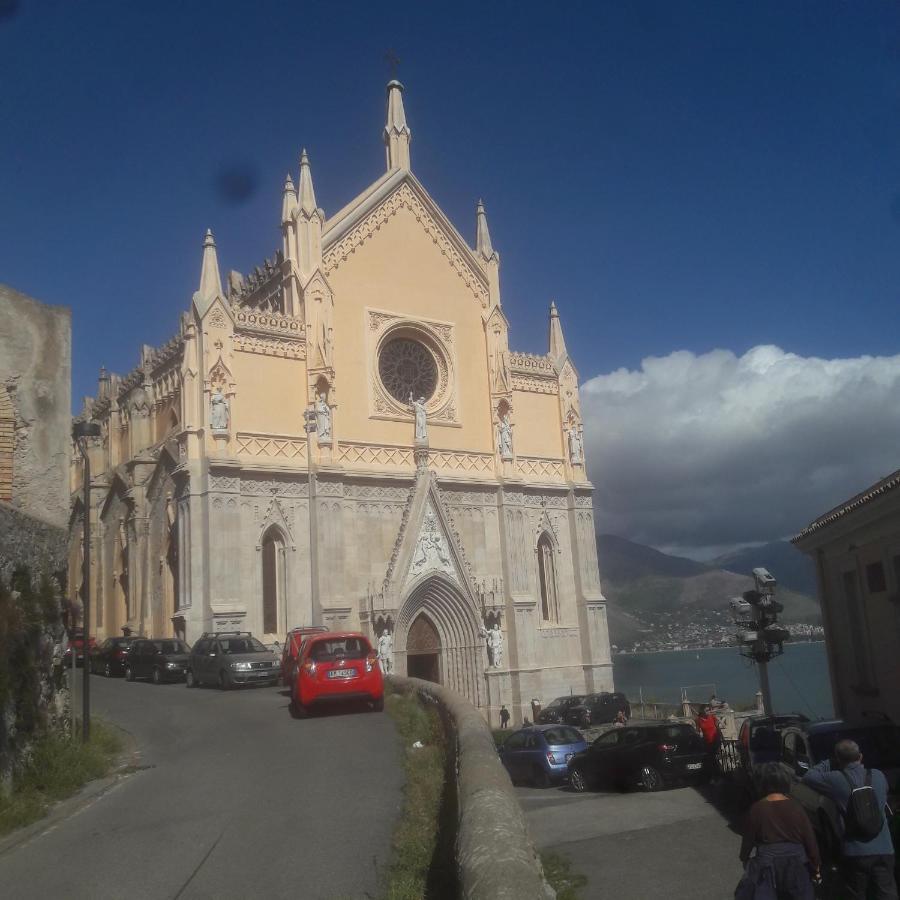 La Rosa Dei Venti Villa Gaeta Exterior photo